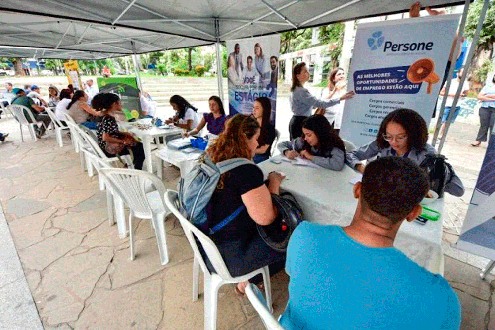 Veja como participar do mutirão de empregos em Valadares